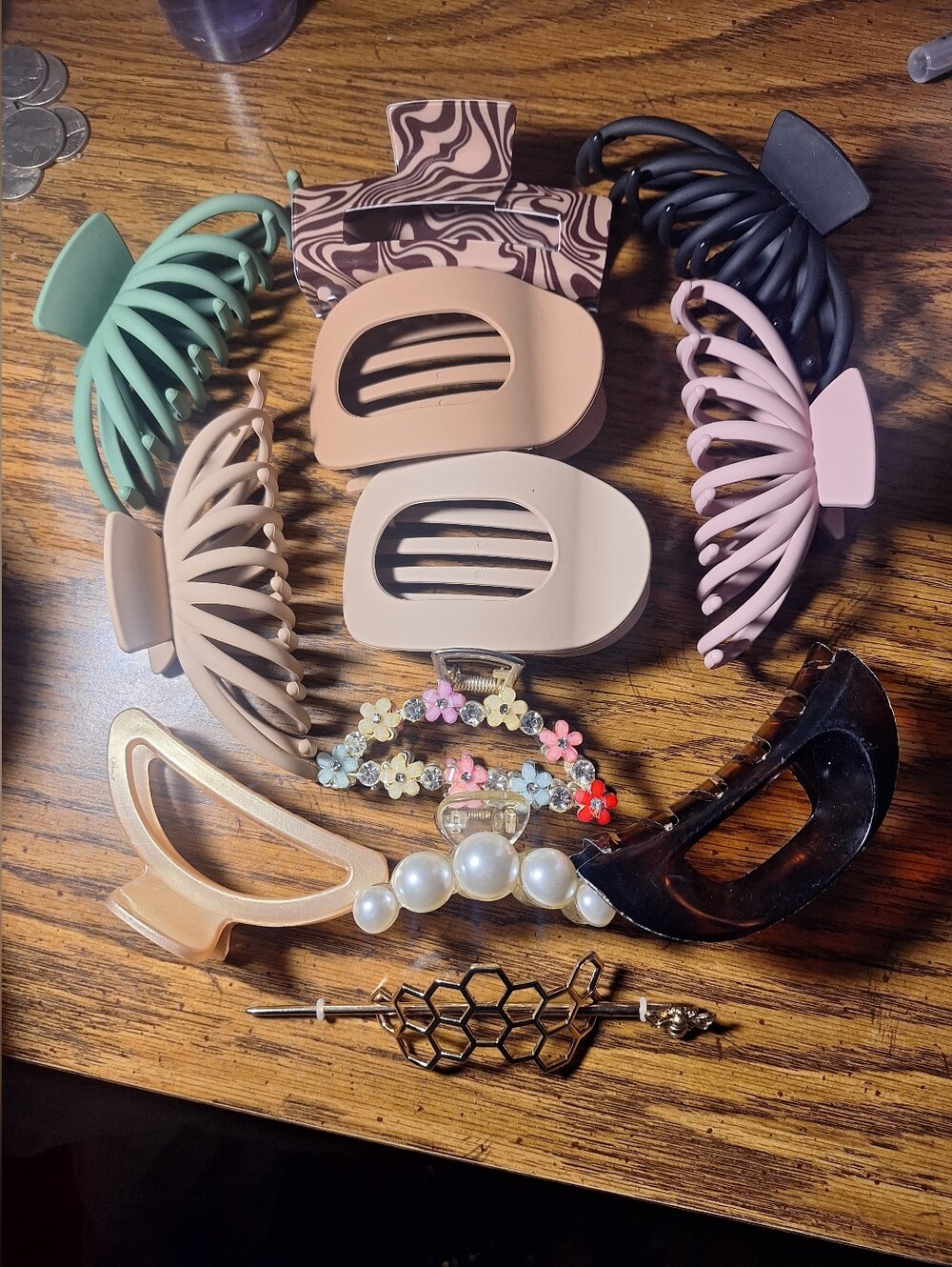 Assorted Women's Hair Clips - Neutral Mix